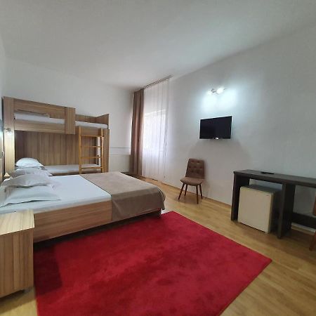 Hotel Mures Topliţa Extérieur photo