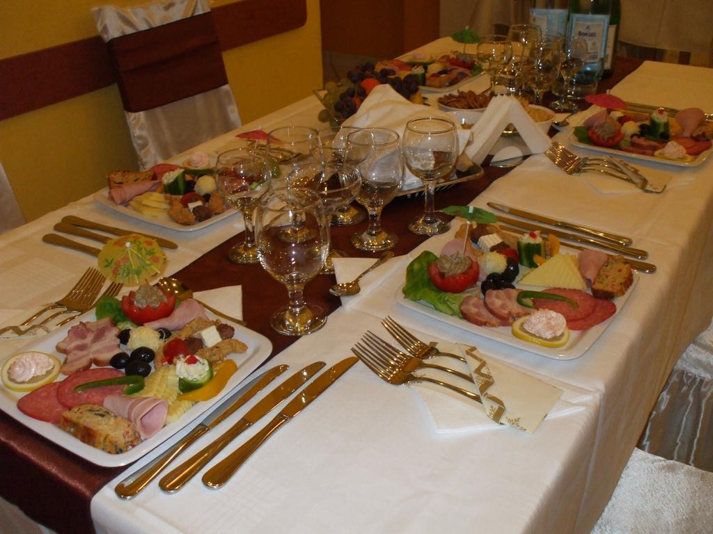 Hotel Mures Topliţa Extérieur photo