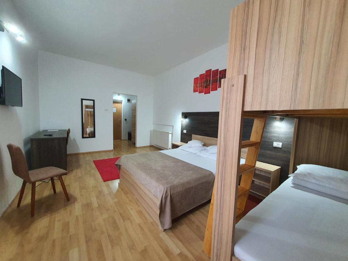 Hotel Mures Topliţa Extérieur photo